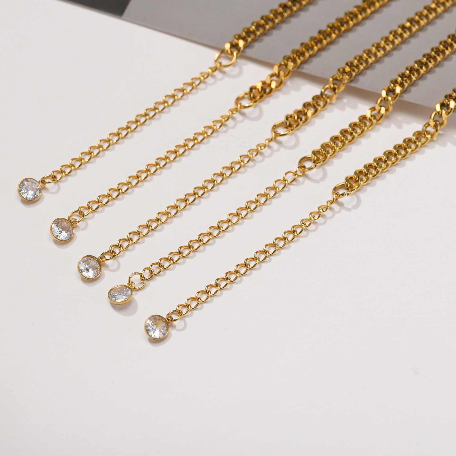 ผู้ชายข้อเท้าผู้ชายตัวอักษรข้อ - Jc Jewelry & Watches Photos บทวิจารณ์และราคา